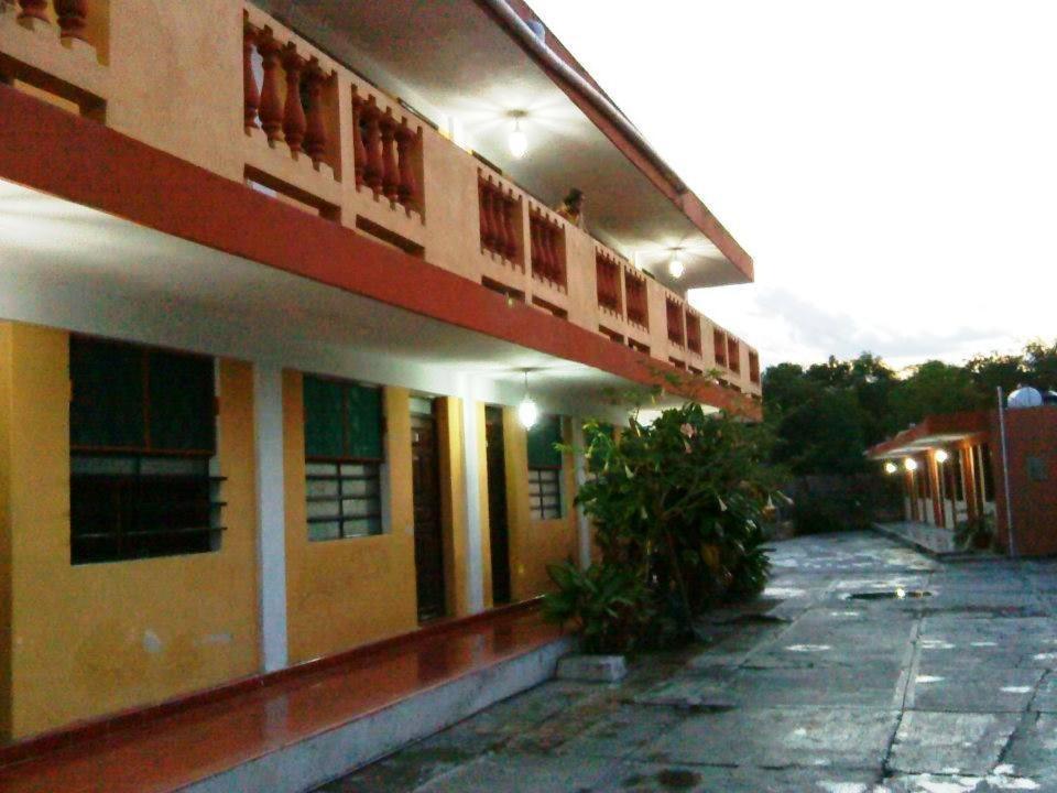 Hotel Posada Osorio วัลลาโดลิด ภายนอก รูปภาพ